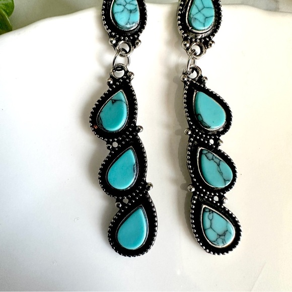 2/$30🌵 Teardrop Turquoise Stone Earrings Silver Southwestern Jewelry NEW Boho - Picture 3 of 10
